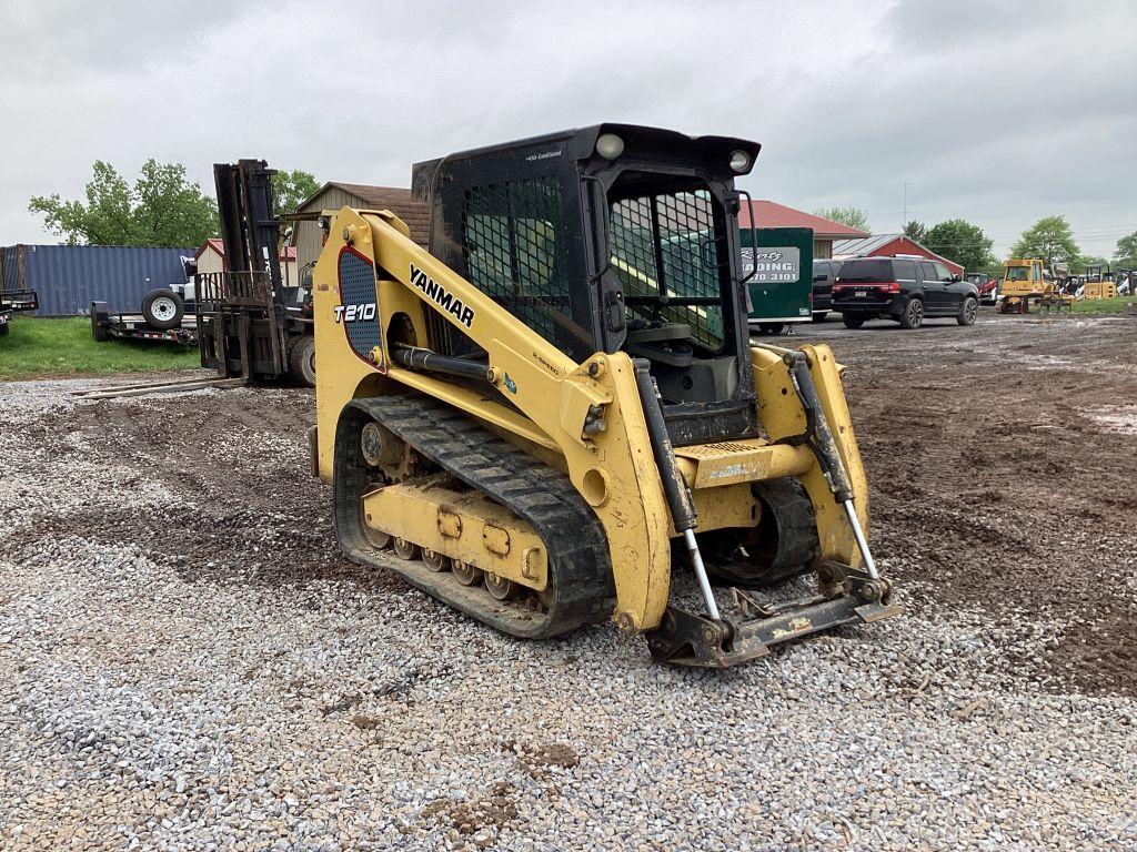 2017 YANMAR T210 SKID STEER LOADER