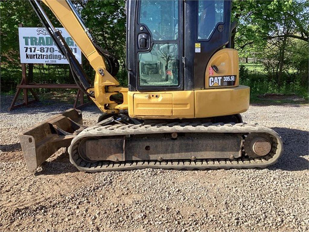 2016 CATERPILLAR 305.5E2 MINI EXCAVATOR