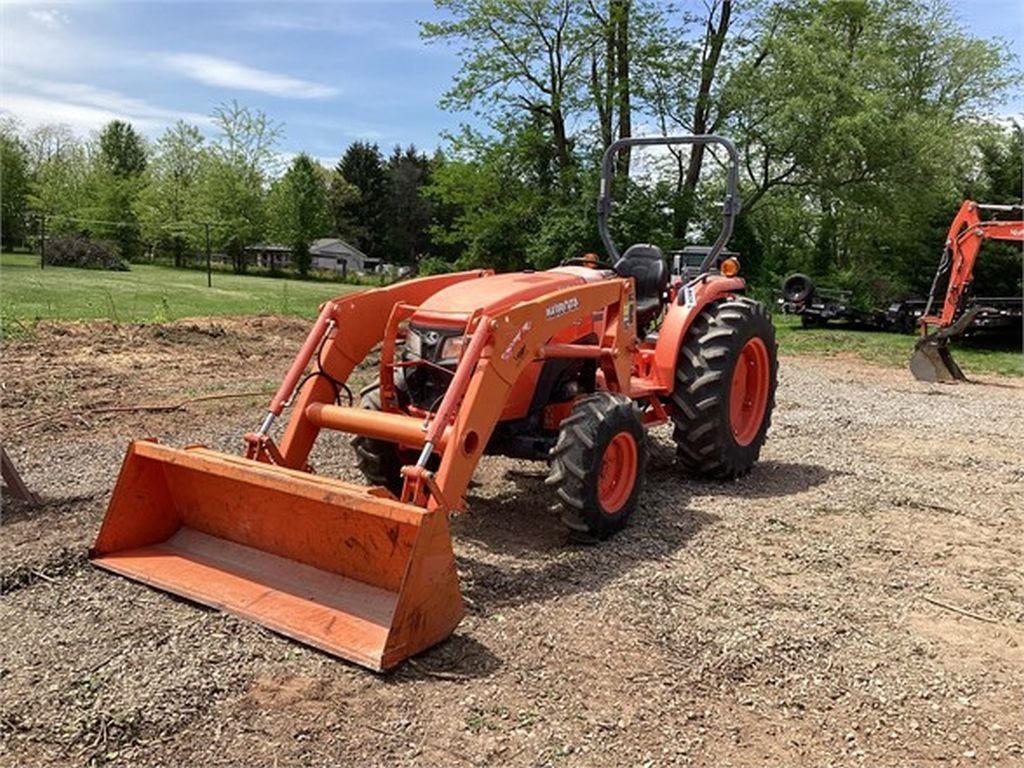 2018 KUBOTA MX5200 FARM TRACTOR