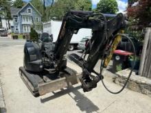 Yanmar #V1027-2 Rubber Track Crawler Excavator w/ Pusher & Scoop Bucket, Lifting Hook, 21" Bucket.