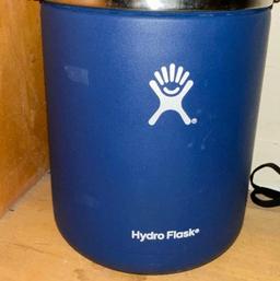 64 oz Hydro Flask