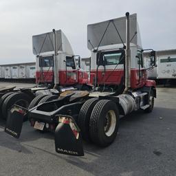 2019 Mack An42T Tractor