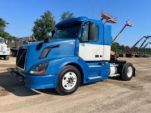 2014 VOLVO AT02612D TRUCK