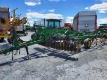 John Deere 726 Field Cultivator