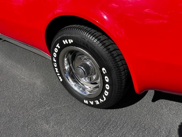 1976 Chevrolet Corvette, T- top, coupe