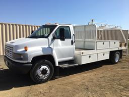 2007 GMC C5 Flatbed Truck,