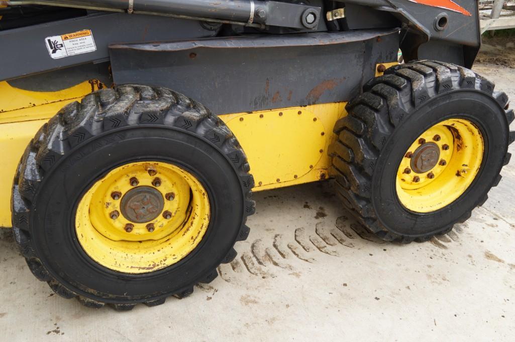 2005 New Holland LS180B Super Boom Skid Steer