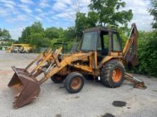 Case 580B Tractor W/ Front End Loader & Backhoe