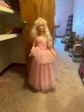 3' Tall Barbie Doll in original box (Excellent)......Shipping