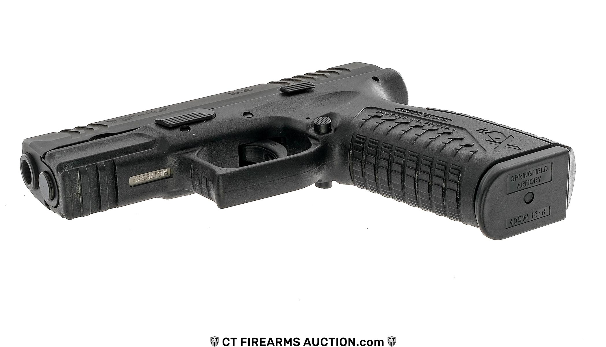 Springfield Armory XD-40M .40 S&W Semi Auto Pistol