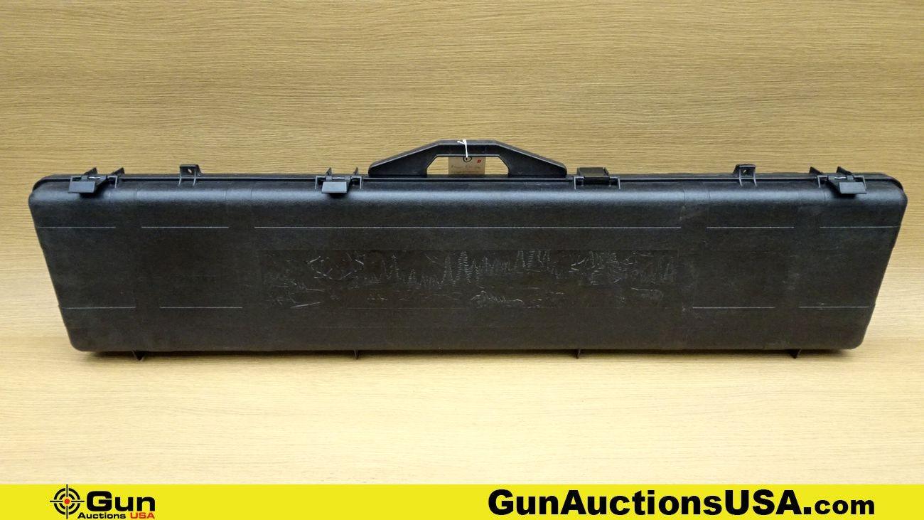 Contico Rifle Case. Excellent. Black Heavy Polymer Lockable Double Rifle Padded Case w/ Molded Natur