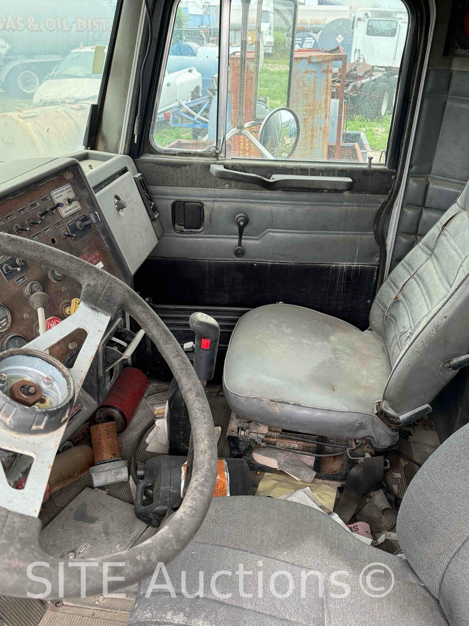 1988 Peterbilt 378 T/A Fuel Truck
