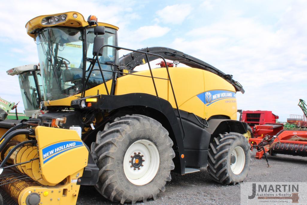 2013 NH FR600 Forage Cruiser self propelled forage harvester