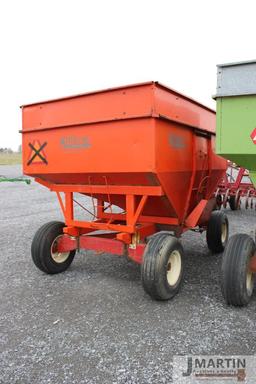 Killbros 350bu gravity wagon