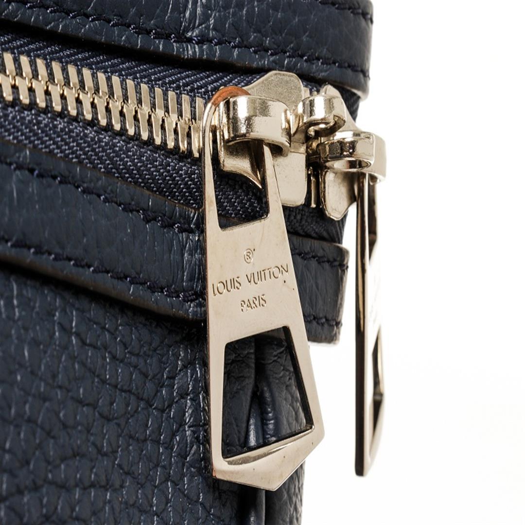 Louis Vuitton Navy Leather Armand Messenger bag