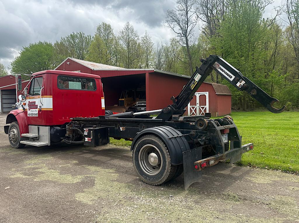 1996 INTERNATIONAL 4700LP