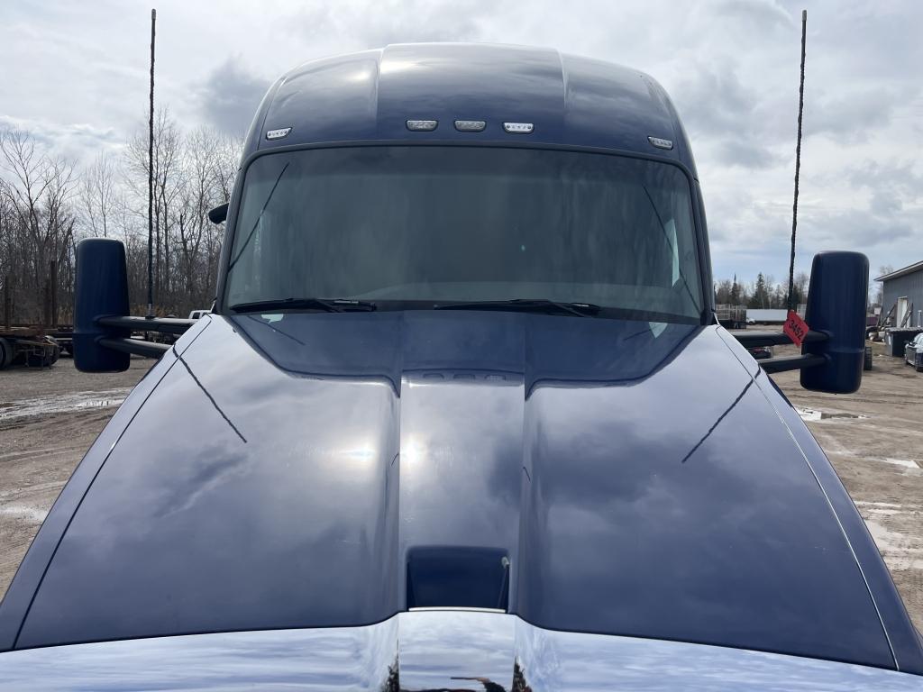 2019 Kenworth T680 Sleeper Tractor