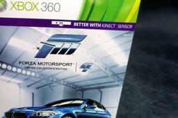 Xbox 360 Forza Motorsport 4 Game