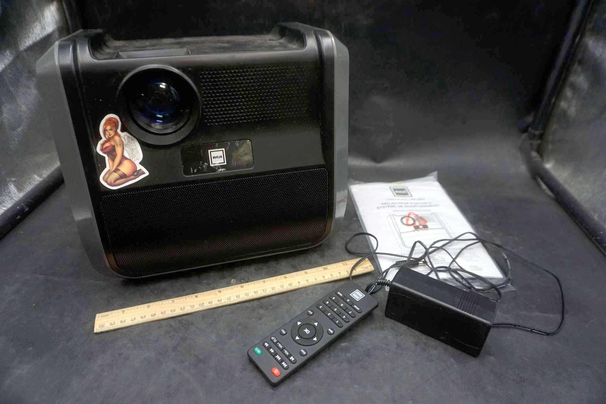 Rca Projector W/ Remote & Cords