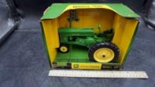 Ertl John Deere Model 60 Toy Tractor