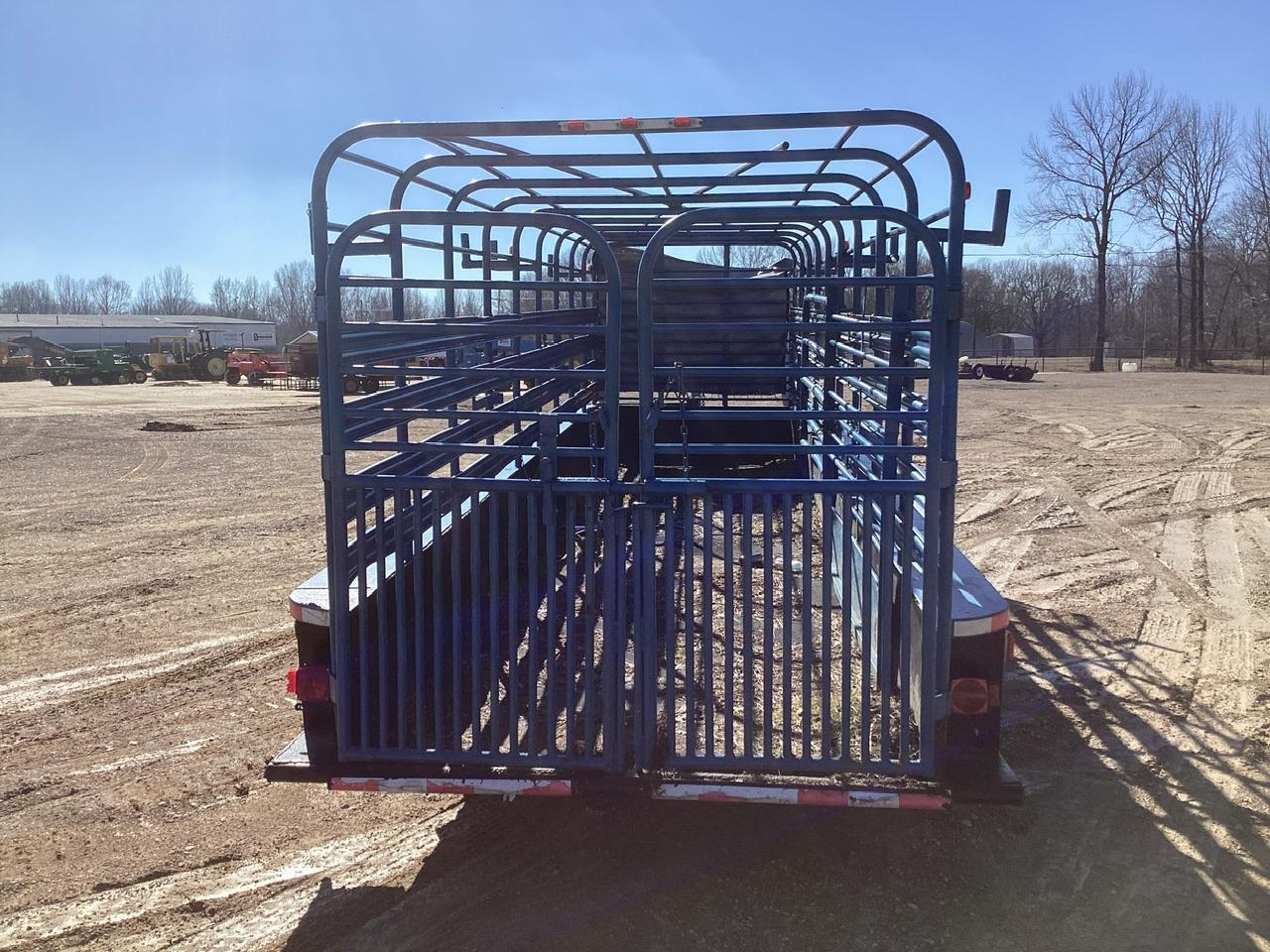 Mid-America Stockmans Livestock Trailer