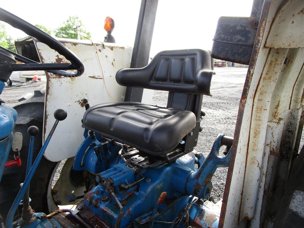 FORD 7610 SERIES II TRACTOR