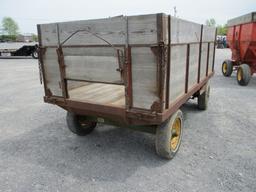 DUMP WAGON ON OLD STYLE JD GEAR