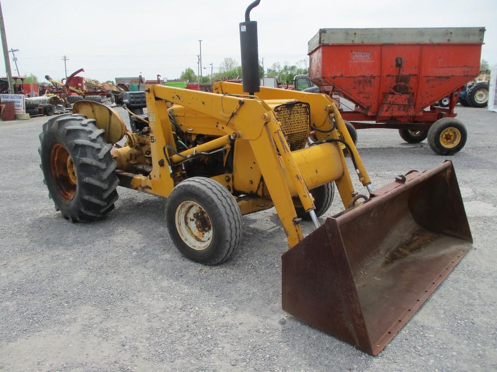 FORD 545 TRACTOR W LOADER