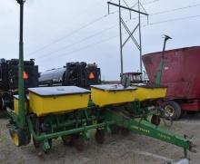 John Deere 7200 Planter