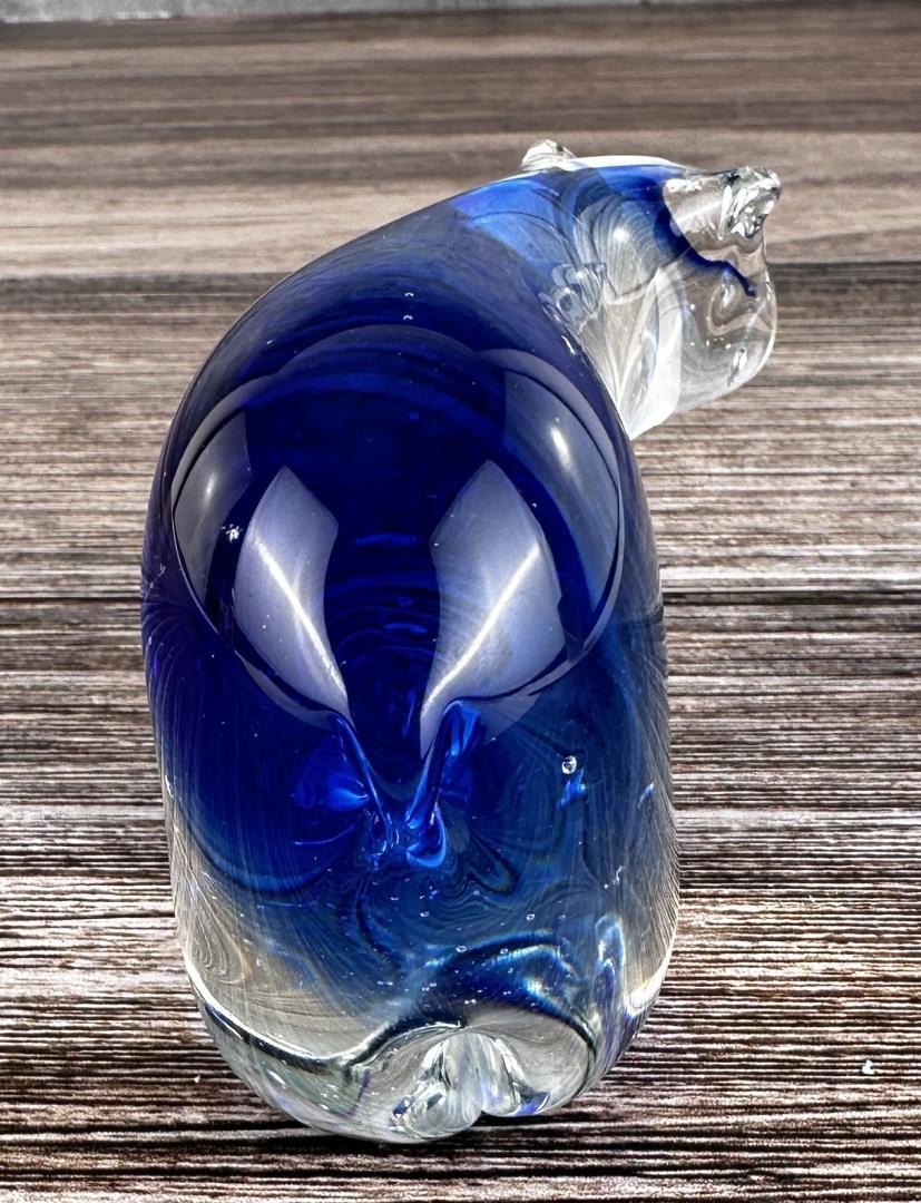 Art Glass Polar Bear Paperweight