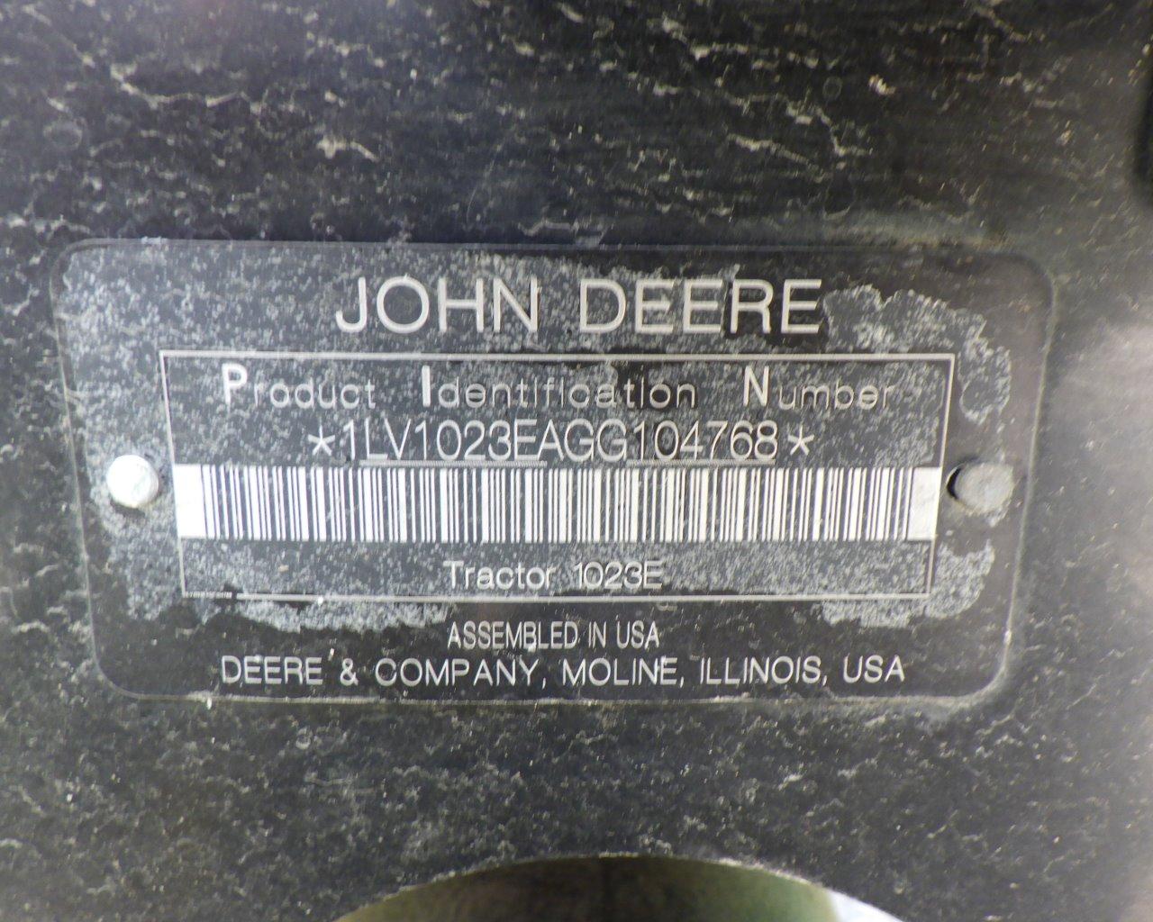 JOHN DEERE 1023E Tractor w/Bucket    Auto Connect 54D Mower   3PtH s/n:1LV1
