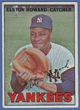 1967 Topps #25 Elston Howard New York Yankees