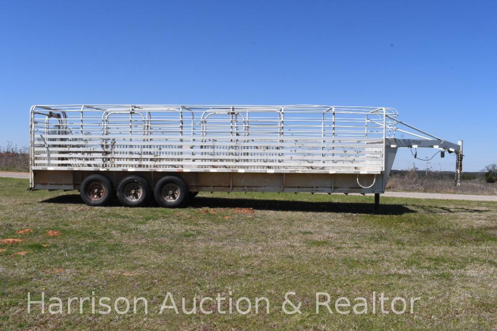 28FT X 6FT 8IN TITAN GOOSENECK STOCK TRAILER