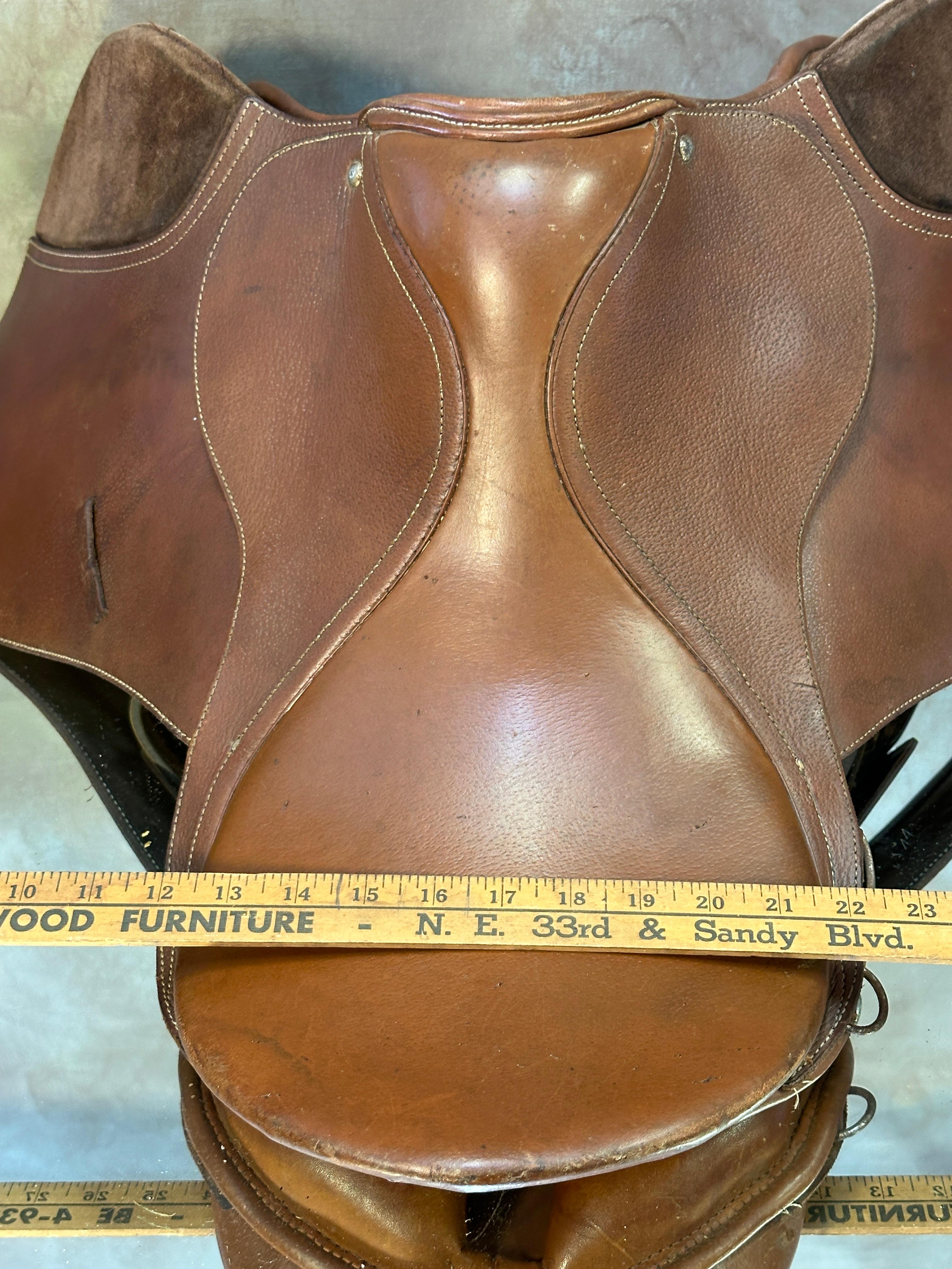 Rossi Y Caruso Leather Horse Saddle