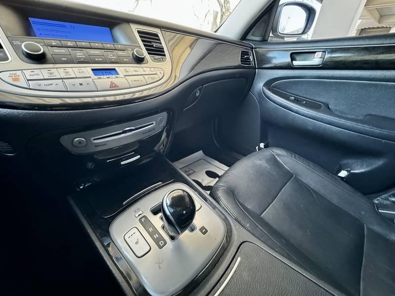 2013 Hyundai Genesis 3.8L 4 Door Sedan