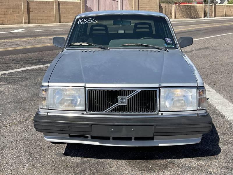 1988 Volvo 240 DL 4 Door Sedan