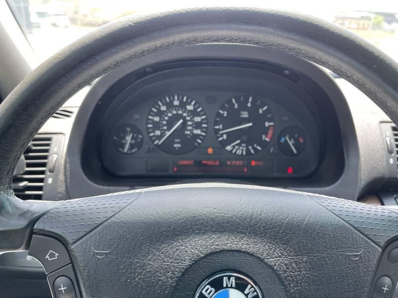 2004 BMW X5 4.4i All Wheel Drive 4 Door SUV