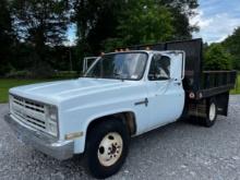 1988 CHEVROLET R30 Conventional S/A Dump Truck