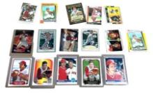 Johnny Bench lot of 16 cards Reds