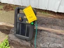 Gallagher S20 solar fence charger
