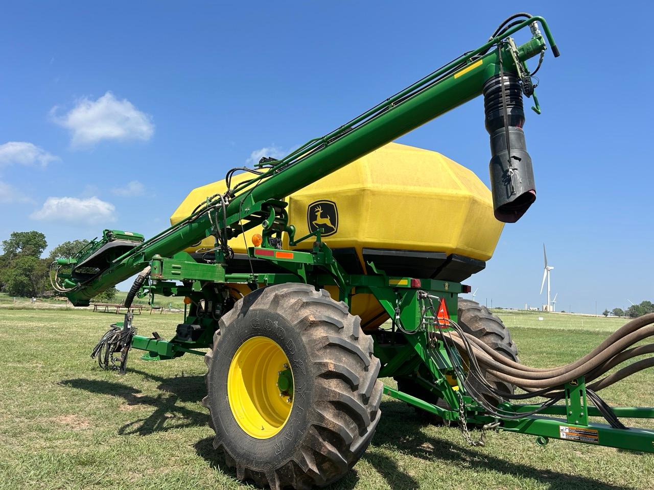 2017 John Deere 730