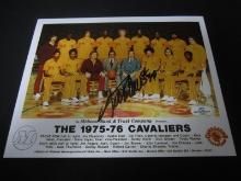 AUSTIN CARR SIGNED TEAM PHOTO WITH COA