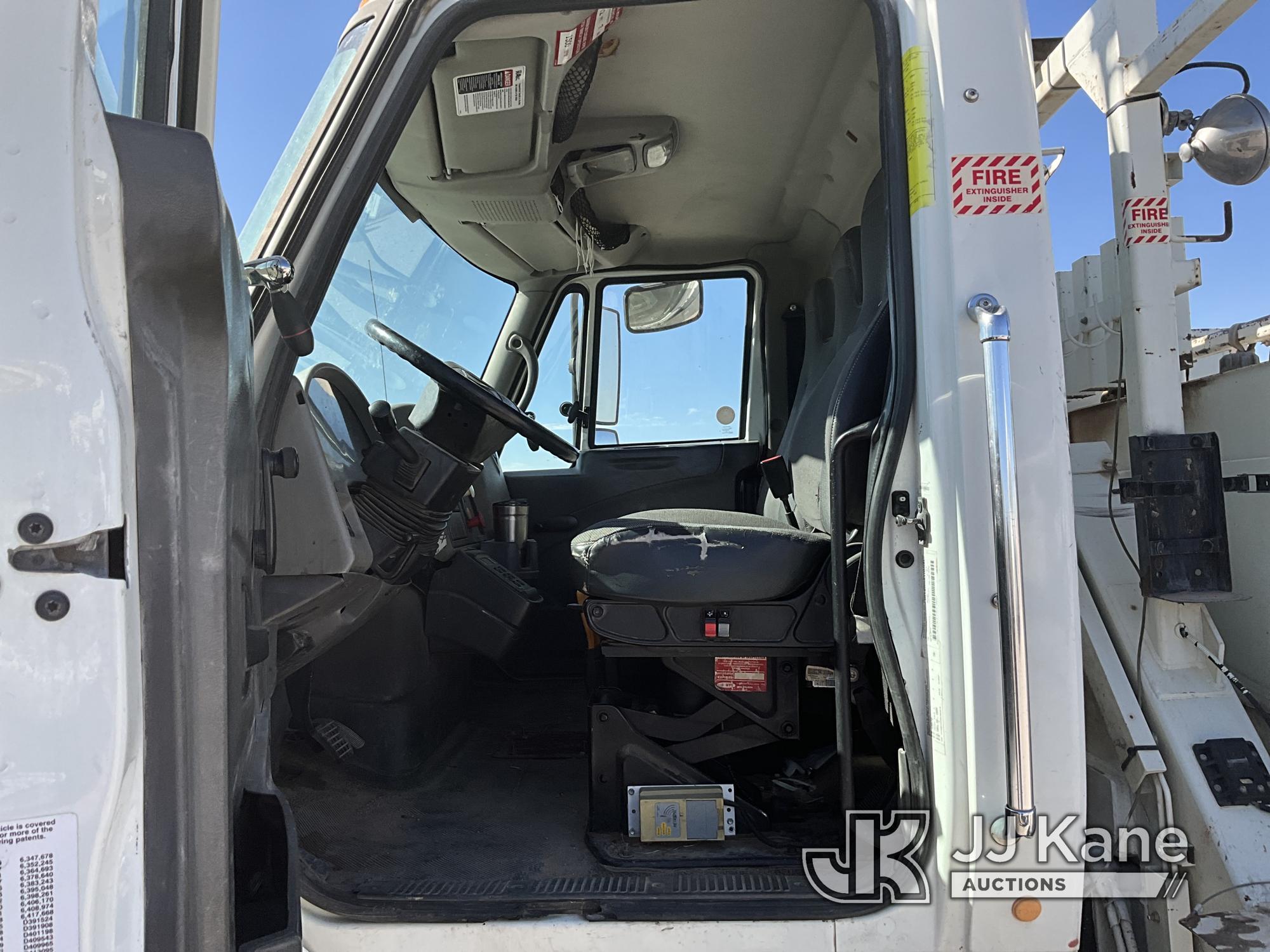 (El Paso, TX) Altec DM47TR, Digger Derrick rear mounted on 2008 International 7400 4x4 Utility Truck