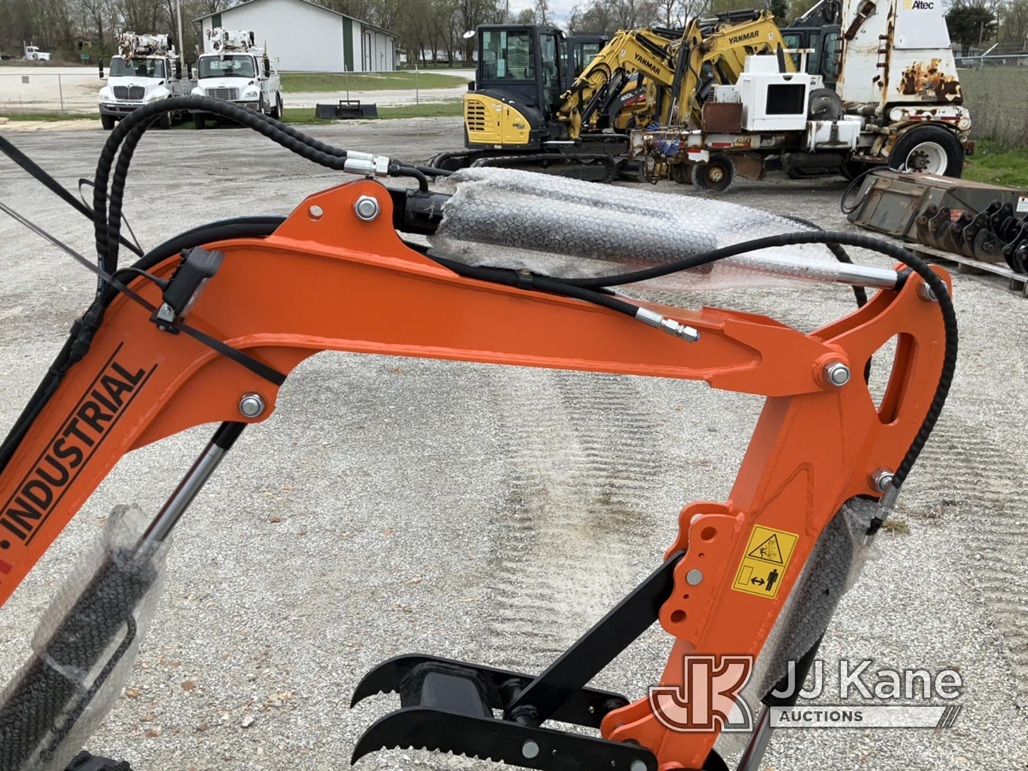 (Hawk Point, MO) 2024 AGT QH13R Mini Hydraulic Excavator New/Unused.