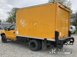 (Hawk Point, MO) 2000 Ford F550 Van Body Truck Runs & Moves