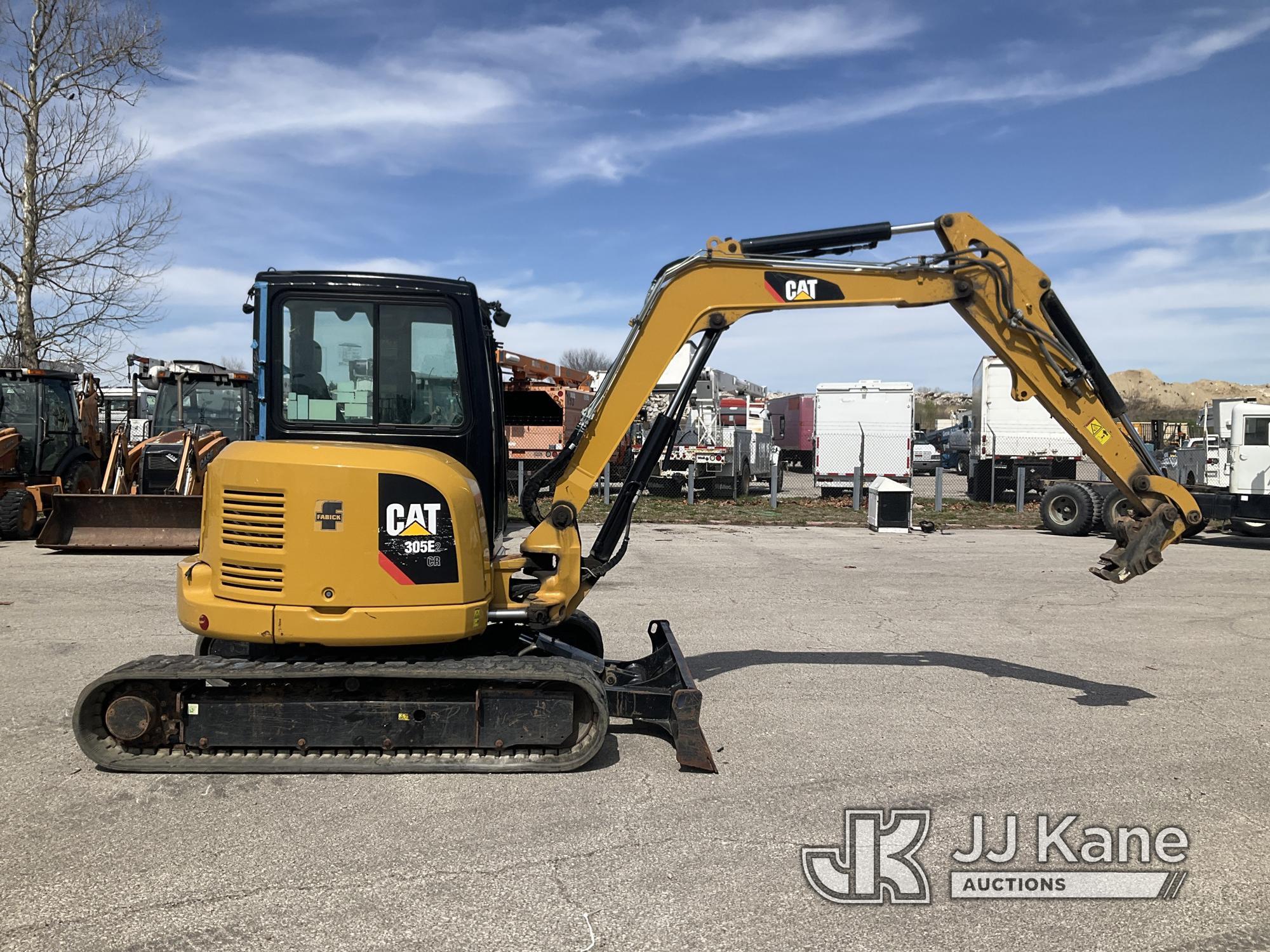 (Kansas City, MO) 2019 Caterpillar 305E2 Mini Hydraulic Excavator Runs, Moves, & Operates) (Has Dama