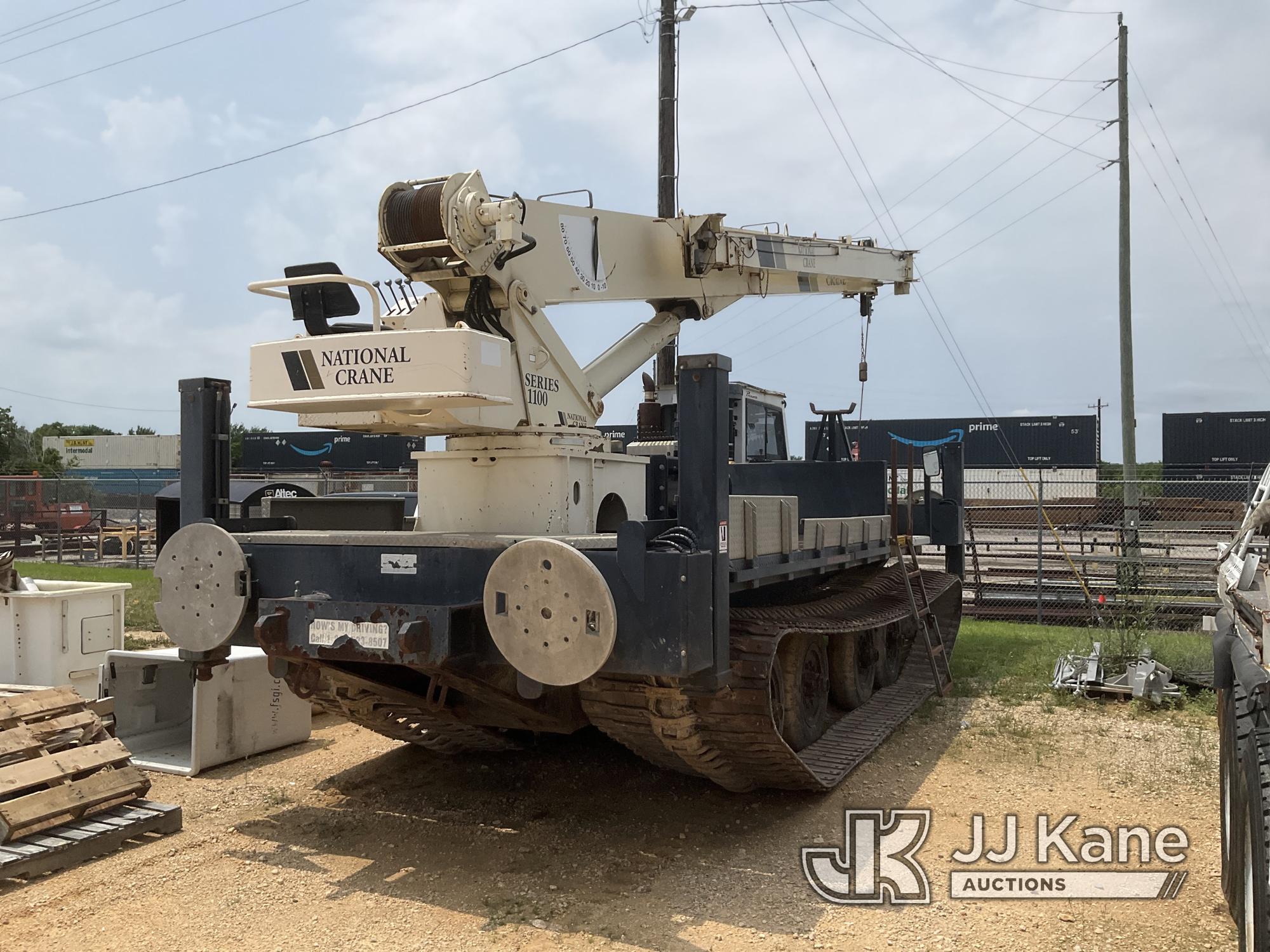 (Houston, TX) National 1100 27 Ton, Hydraulic Crane rear mounted on 2009 Camoplast GT3000HY All-Terr