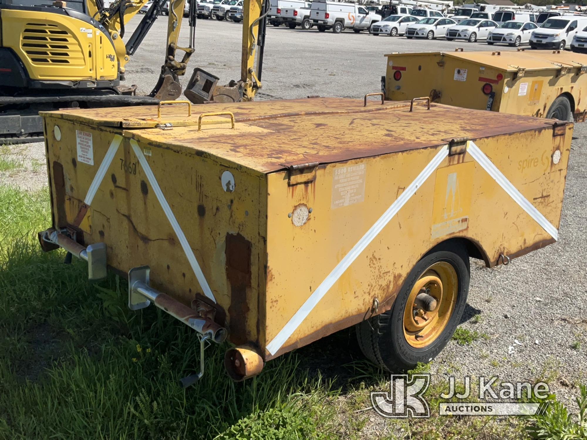 (Hawk Point, MO) 1968 Hotstick Trailer Rust.