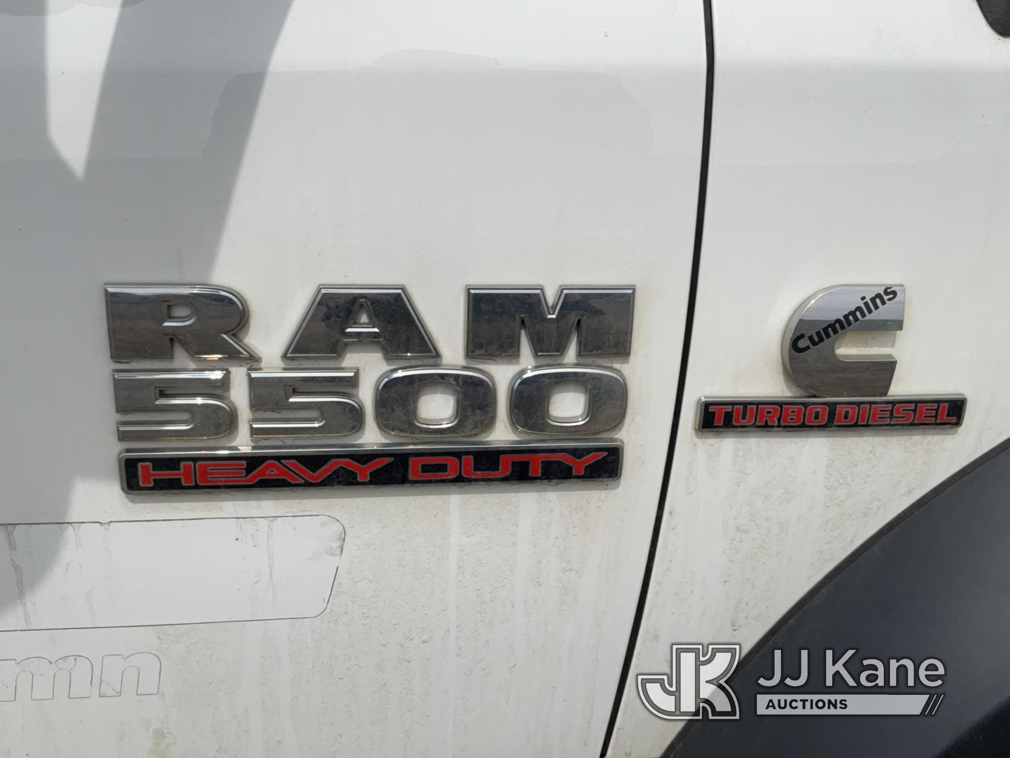 (Duluth, MN) 2015 Dodge Ram 5500 4x4 Service Truck, Investor Utility Owned, Garage Kept Runs & Moves