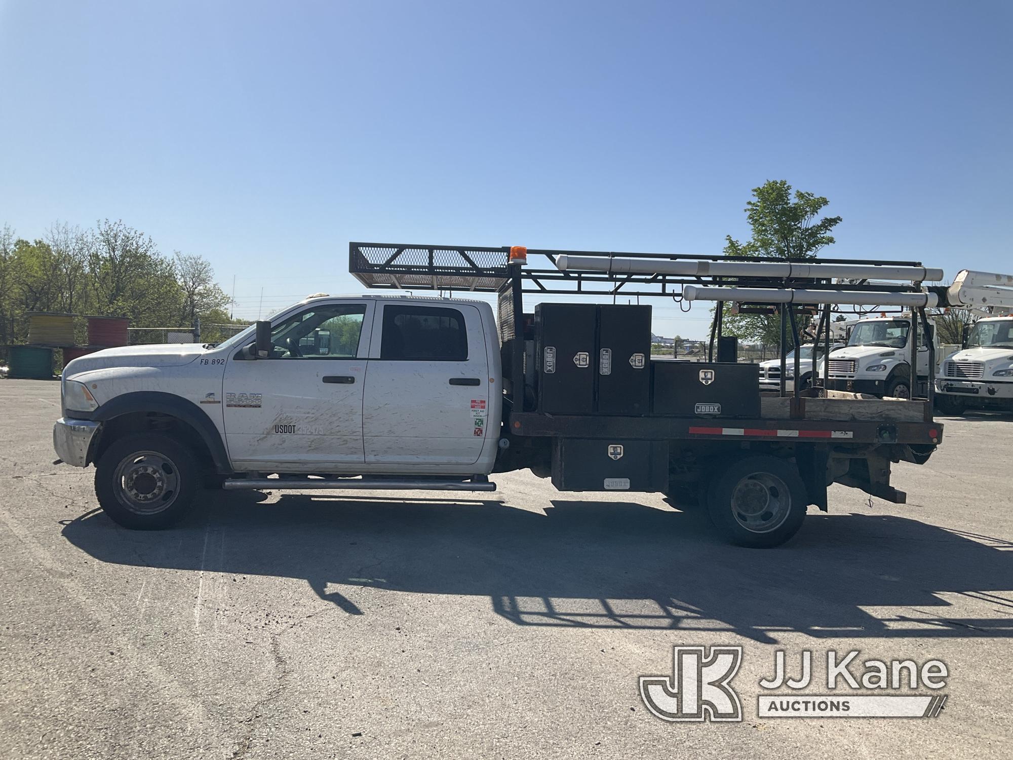 (Kansas City, MO) 2014 RAM 5500 4x4 Crew-Cab Flatbed Truck Runs & Moves) (Sluggish When Taking Off,